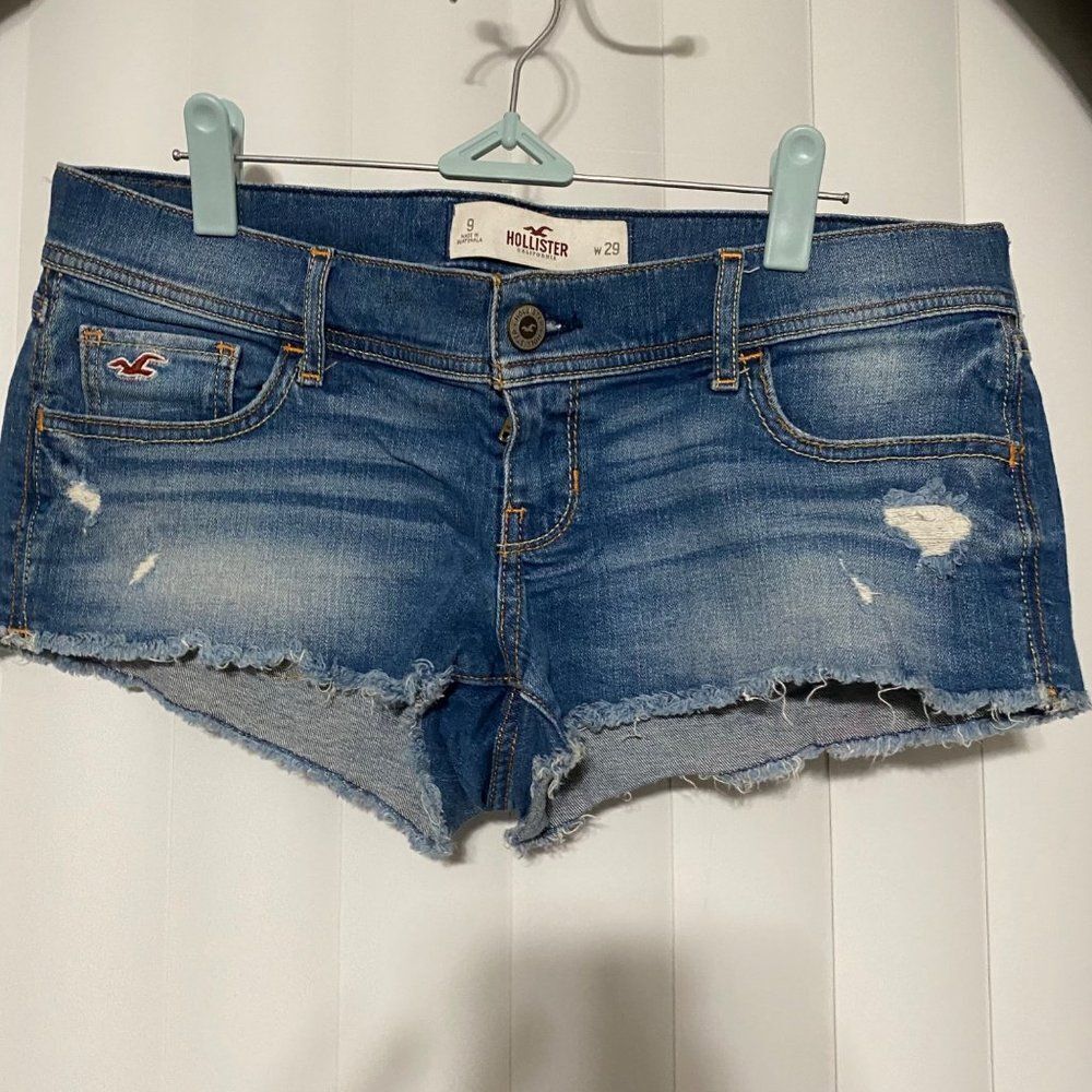 Hollister distressed midi blue denim shorts